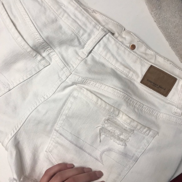 White denim shorts - Picture 3 of 4